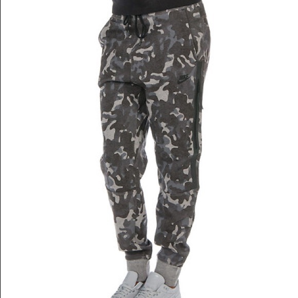 nike grey camo sweatpants